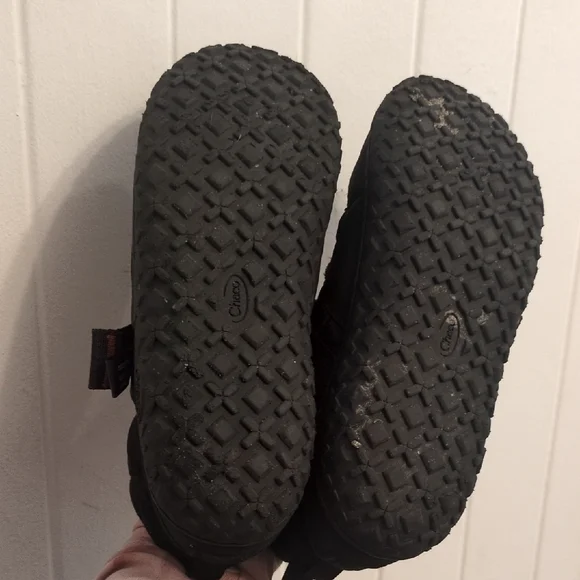 Chaco Rambler Ankle Booties Black Quilted - Picture 3 of 3